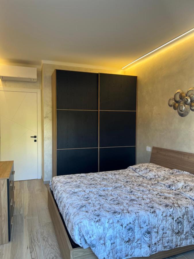 Corso Montecarlo Lejlighed Ventimiglia Eksteriør billede