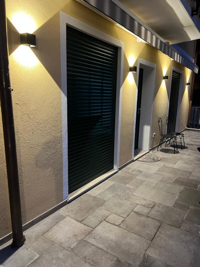 Corso Montecarlo Lejlighed Ventimiglia Eksteriør billede